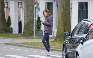 Distracted walking linked to deadly accidents